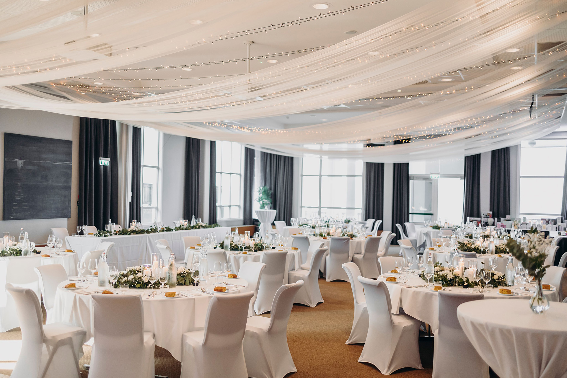 Quality Hotel Ålesund - dekket til bryllup Quality Hotel Ålesund - dekket til bryllup