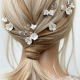 Blomsterinspirerte håraccessoirer - Foto: Lace & Favours
