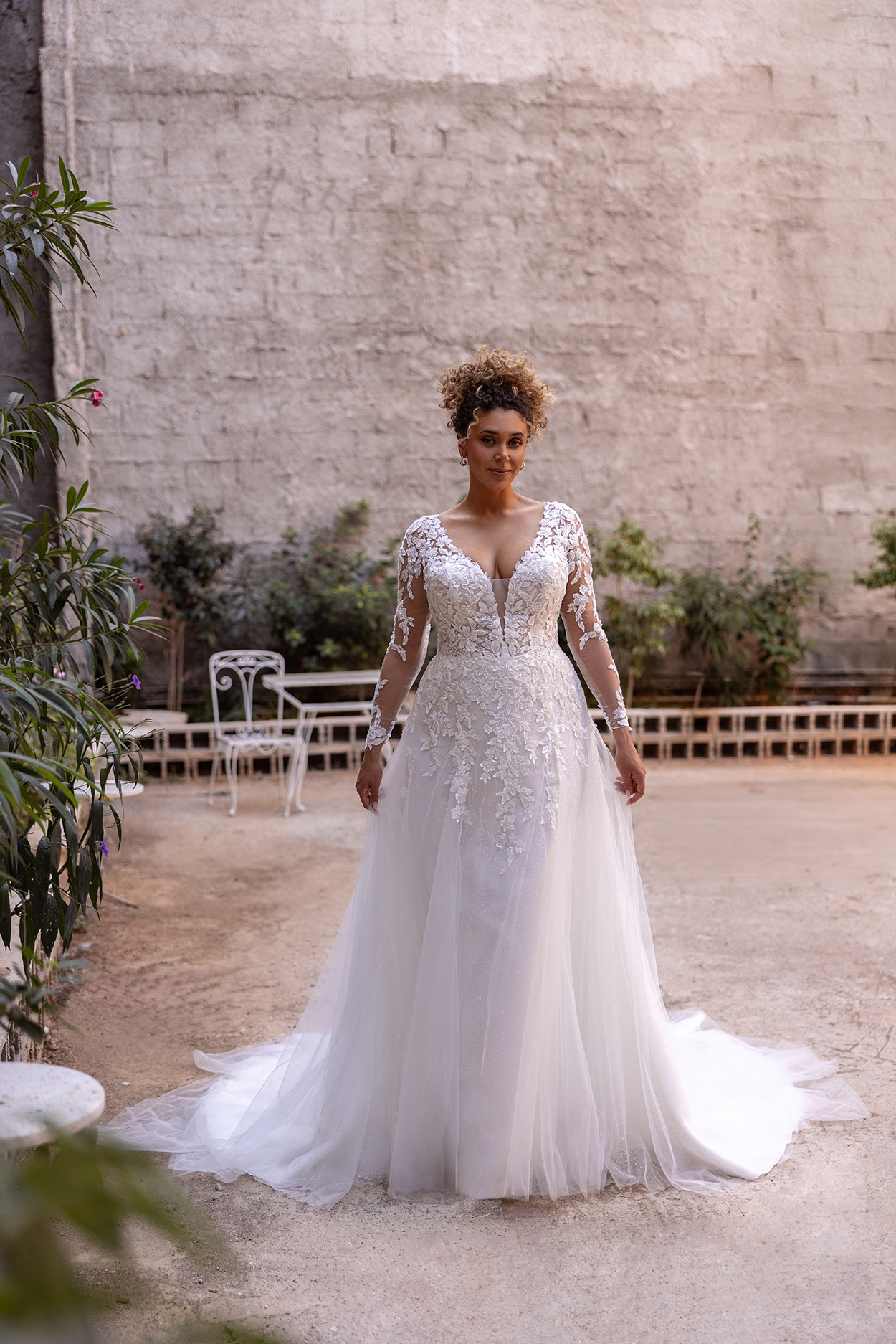 Style FL014 - Florianna by Demetrios Collection brudekjole plus size