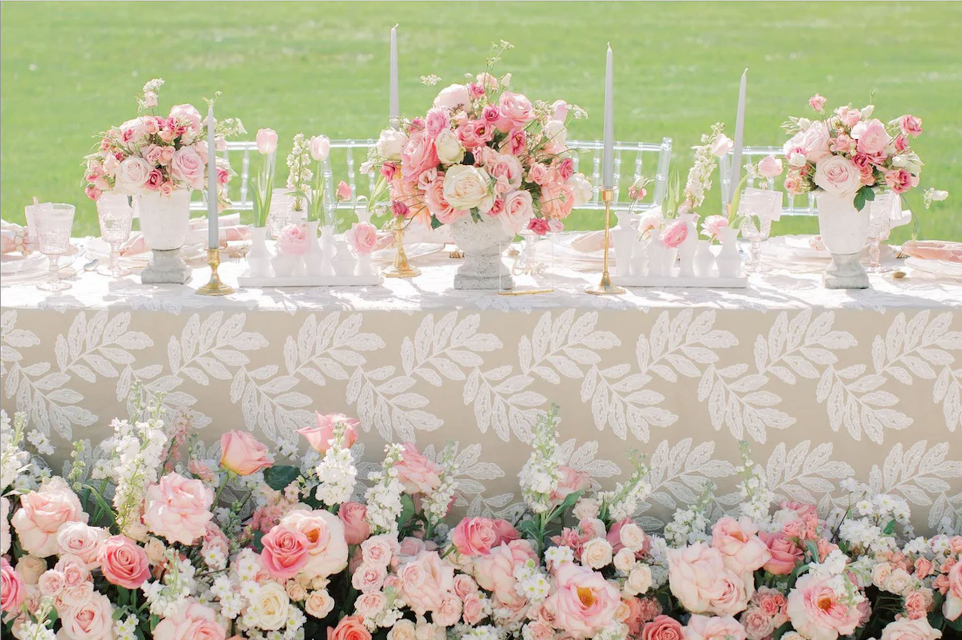 Blomsterdekor i pastell - foto: Buderim Flowerart Blomsterdekor i pastell - foto: Buderim Flowerart
